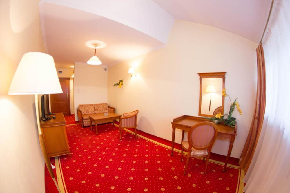 Hotel Stodolka Cminsk المظهر الخارجي الصورة