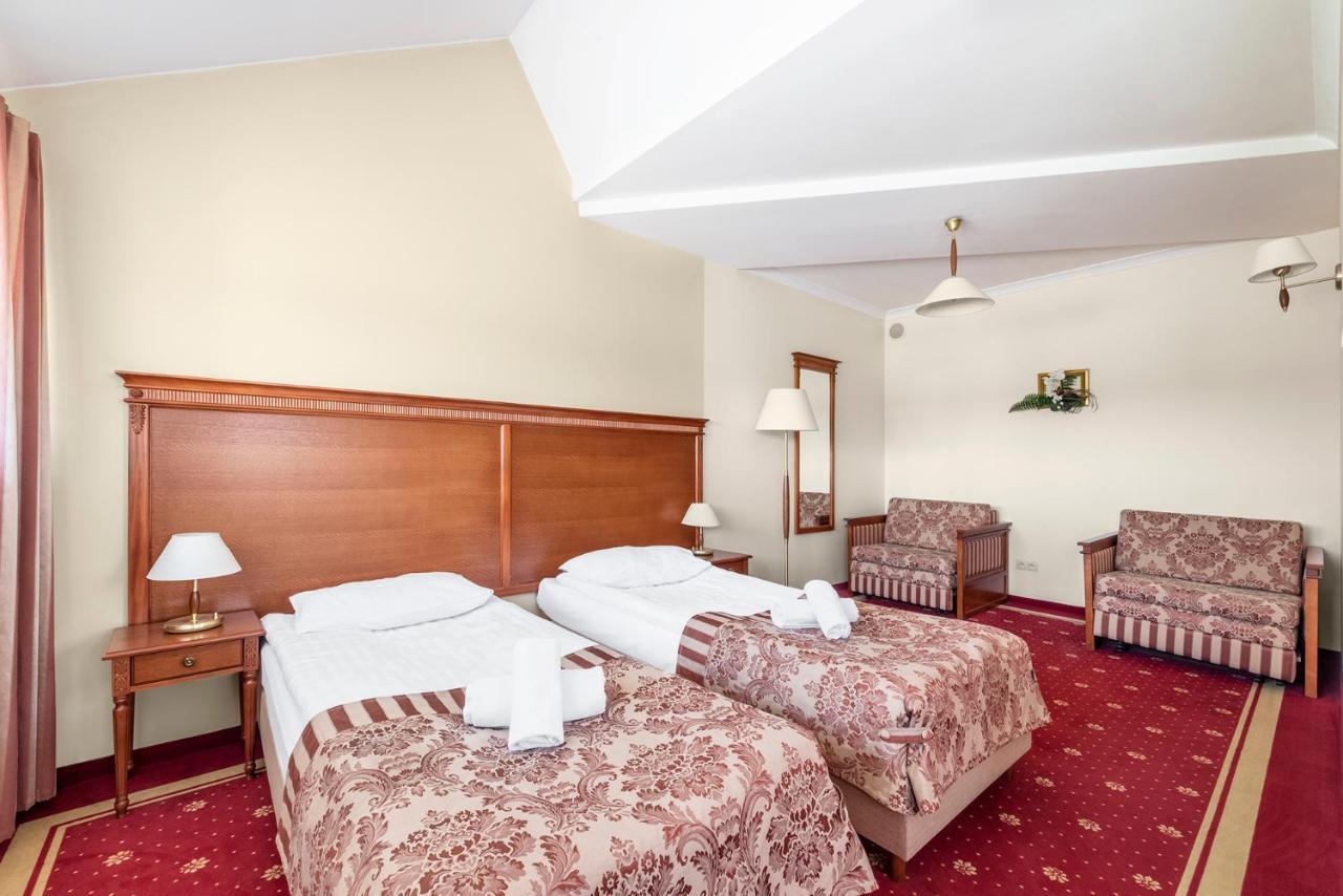 Hotel Stodolka Cminsk المظهر الخارجي الصورة